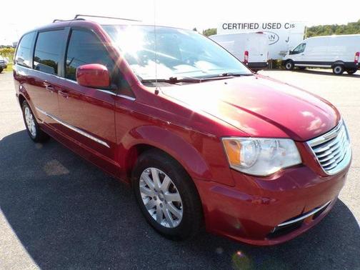 2014 Chrysler Town & Country Touring
