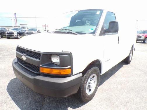 2005 Chevrolet Express 3500 Base