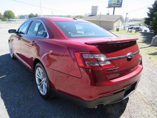 2013 Ford Taurus SHO