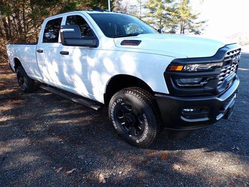 2026 RAM 3500 Tradesman Crew Cab 4x4 8' Box