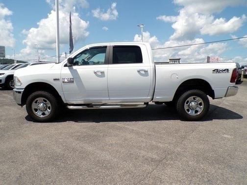 2017 RAM 2500 SLT Crew Cab 4x4 6'4' Box