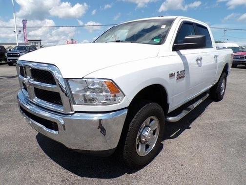 2017 RAM 2500 SLT Crew Cab 4x4 6'4' Box