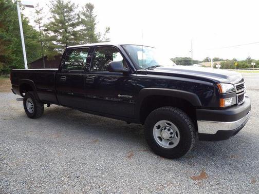Dark Blue Metallic 2007 Chevrolet Silverado 2500 H/D Crew Cab Classic