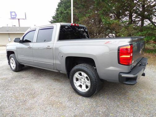 Pepperdust Metallic 2017 Chevrolet Silverado 1500 2LT