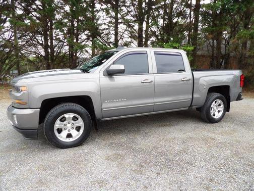 Pepperdust Metallic 2017 Chevrolet Silverado 1500 2LT