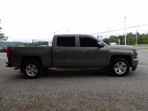 Pepperdust Metallic 2017 Chevrolet Silverado 1500 2LT