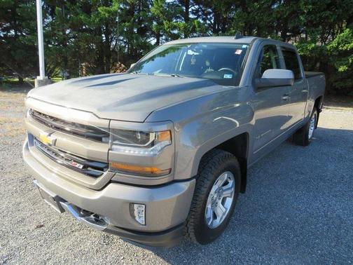 Pepperdust Metallic 2017 Chevrolet Silverado 1500 2LT