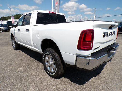 2025 RAM 2500 Big Horn Crew Cab 4x4 6'4' Box