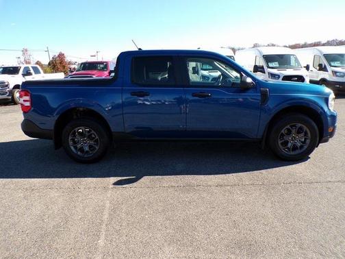 2024 Ford Maverick XL