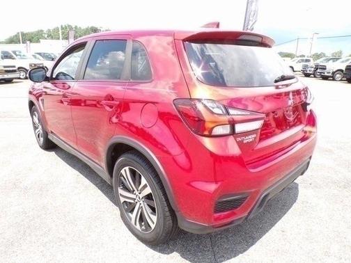 2020 Mitsubishi Outlander Sport SE