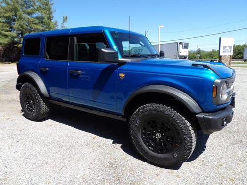 Velocity Blue Metallic 2026 Ford Bronco Badlands