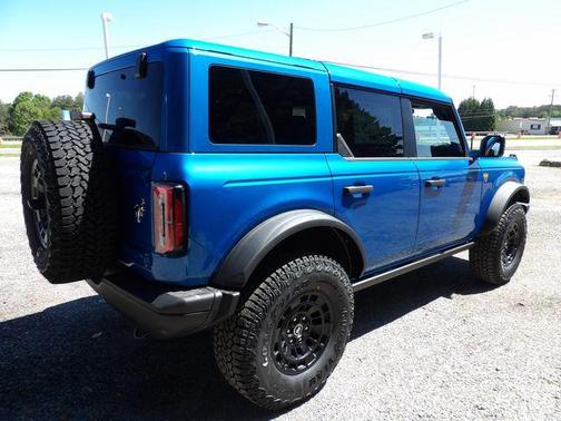 Velocity Blue Metallic 2026 Ford Bronco Badlands