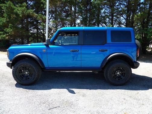 Velocity Blue Metallic 2026 Ford Bronco Badlands