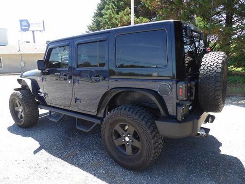 True Blue Pearlcoat 2012 Jeep Wrangler Unlimited Freedom Edition