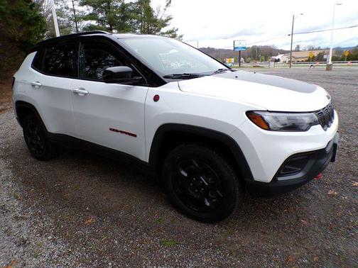 2023 Jeep Compass Trailhawk