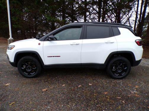 2023 Jeep Compass Trailhawk