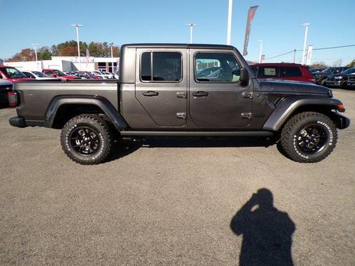 2026 Jeep Gladiator Willys 4x4