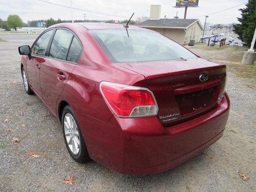 2013 Subaru Impreza 2.0i Premium