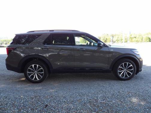 Gray 2026 Ford Explorer ST-Line