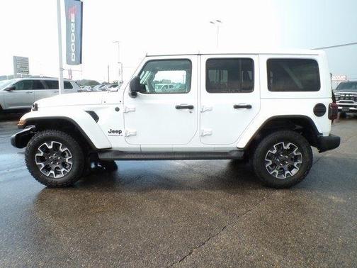 2025 Jeep Wrangler 4-Door Sahara 4x4