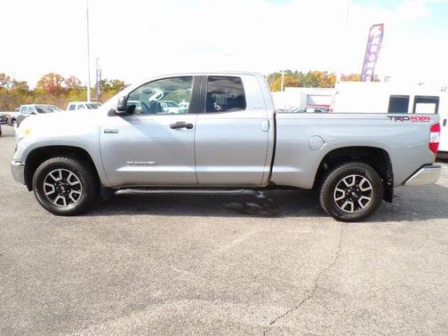 2015 Toyota Tundra SR5