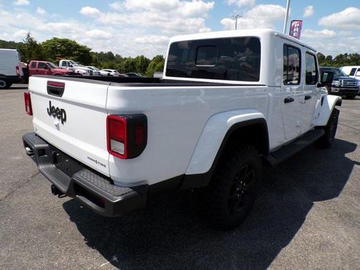 2025 Jeep Gladiator High Tide