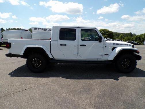 2025 Jeep Gladiator High Tide