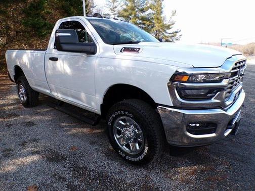 2026 RAM 2500 Tradesman Regular Cab 4x4 8' Box