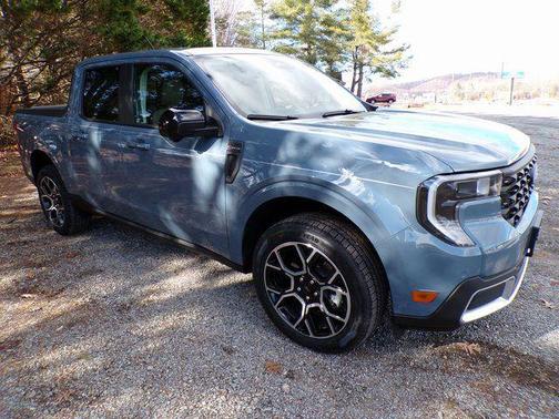 Azure Gray Metallic Tri-Coat 2026 Ford Maverick Lariat