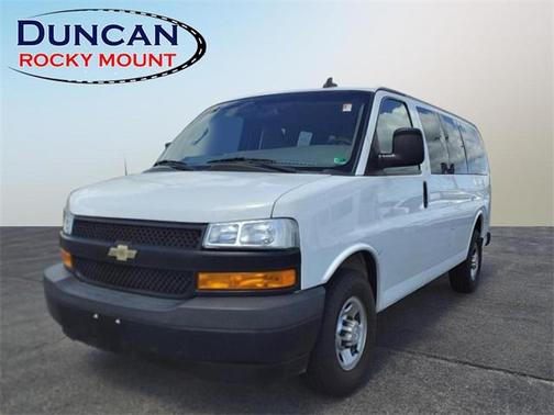 2018 Chevrolet Express 2500 LS