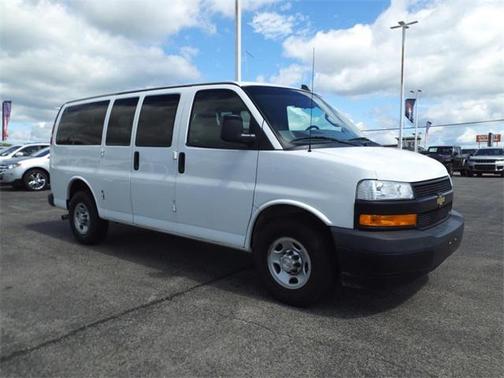 2018 Chevrolet Express 2500 LS