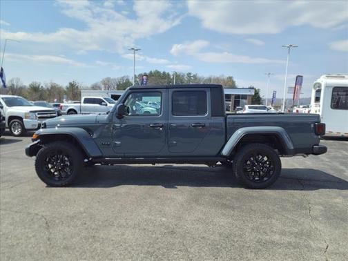 2025 Jeep Gladiator Nighthawk