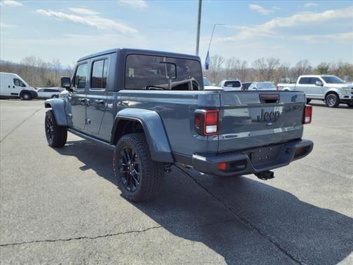 2025 Jeep Gladiator Nighthawk