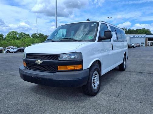 2018 Chevrolet Express 2500 LS
