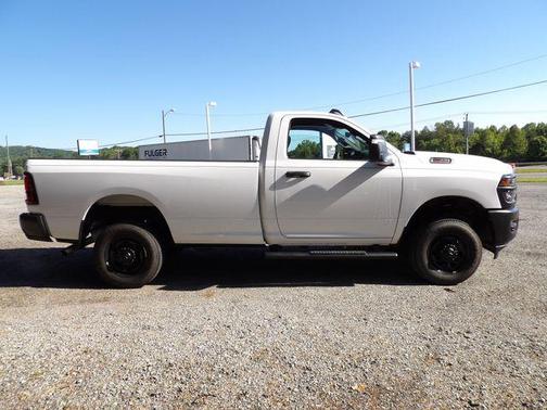 Bright White Clearcoat 2026 RAM 2500 Tradesman Regular Cab 4x4 8' Box