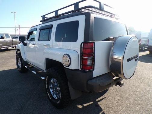 2006 Hummer H3 Base
