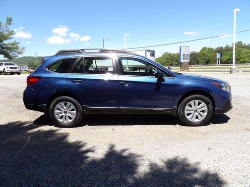 Abyss Blue Pearl 2019 Subaru Outback 2.5i