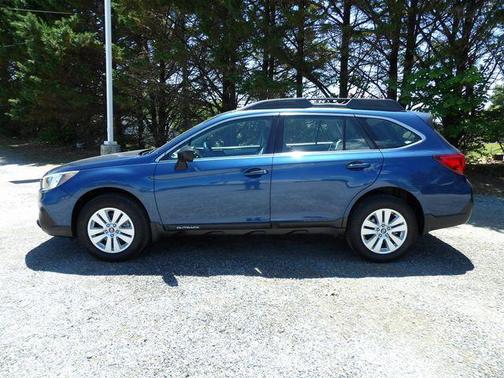 Abyss Blue Pearl 2019 Subaru Outback 2.5i