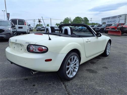 2006 Mazda MX-5 Miata Sport