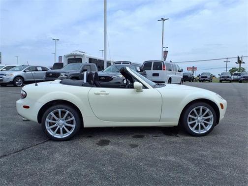 2006 Mazda MX-5 Miata Sport