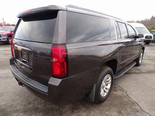 2017 Chevrolet Suburban LT