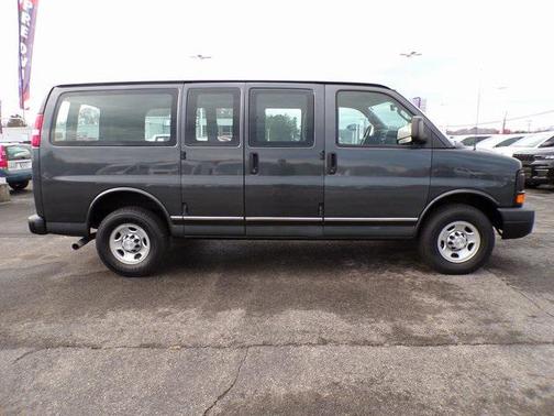 2016 Chevrolet Express 2500 Work Van