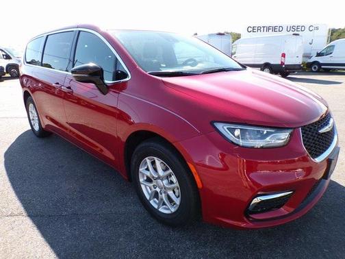 2026 Chrysler Pacifica L