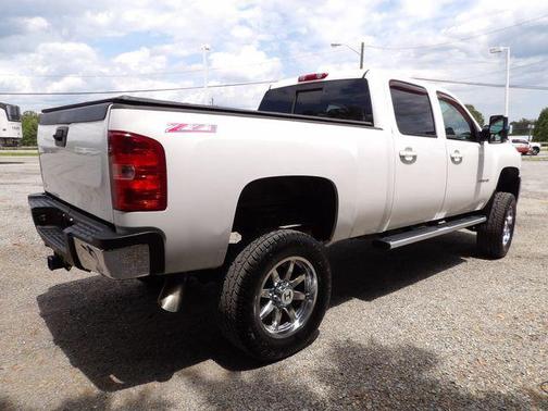 Summit White 2010 Chevrolet Silverado 2500 LTZ