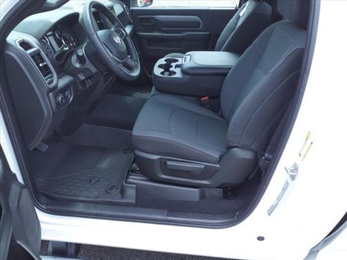 2024 RAM 2500 Tradesman Regular Cab 4x4 8' Box