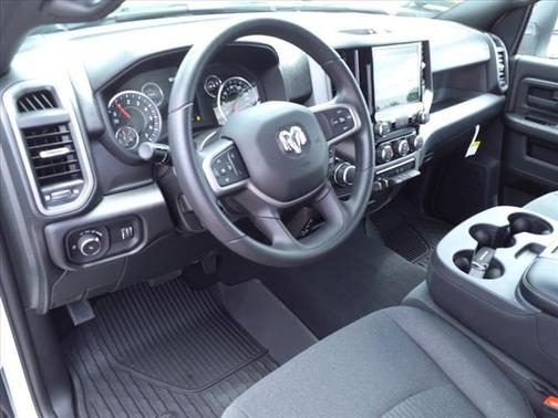 2024 RAM 2500 Tradesman Regular Cab 4x4 8' Box