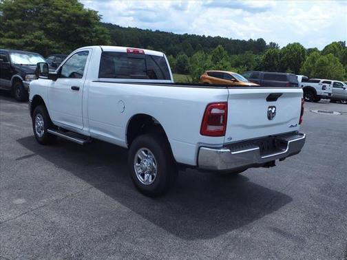 2024 RAM 2500 Tradesman Regular Cab 4x4 8' Box