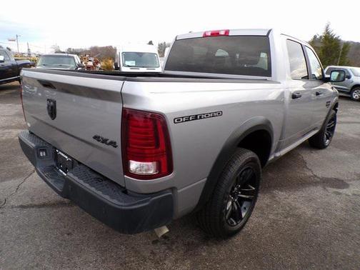 2024 RAM 1500 Classic Warlock Crew Cab 4x4 5'7' Box