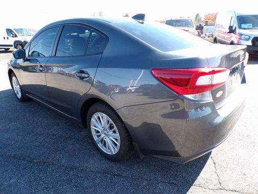 2018 Subaru Impreza 2.0i Premium