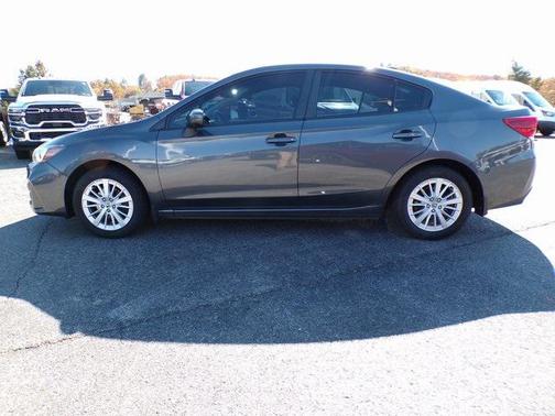 2018 Subaru Impreza 2.0i Premium